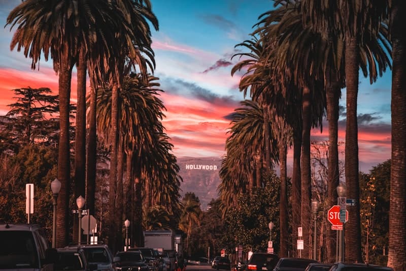 Flights to Los Angeles, CA